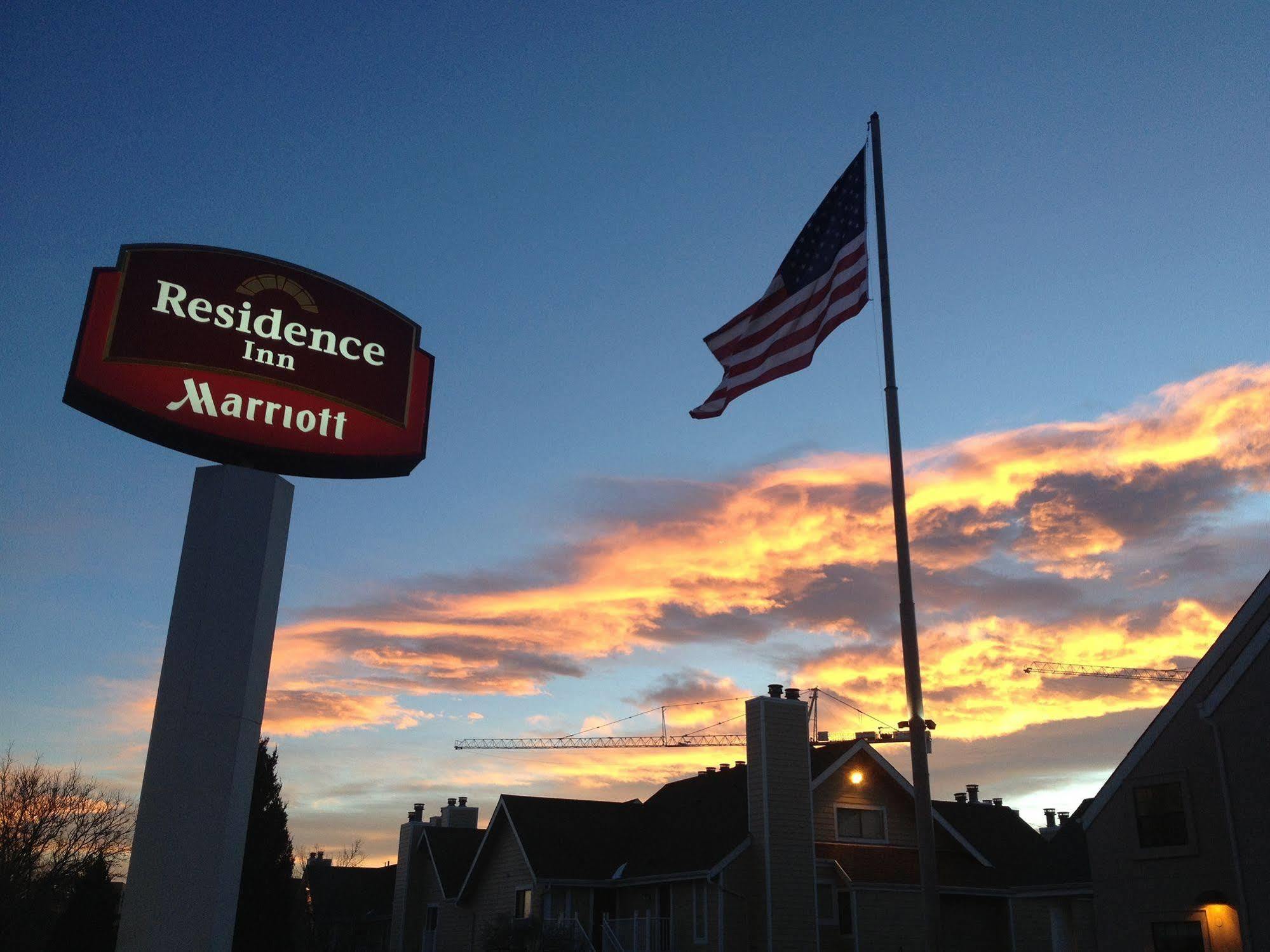 Residence Inn Denver Downtown Exterior photo